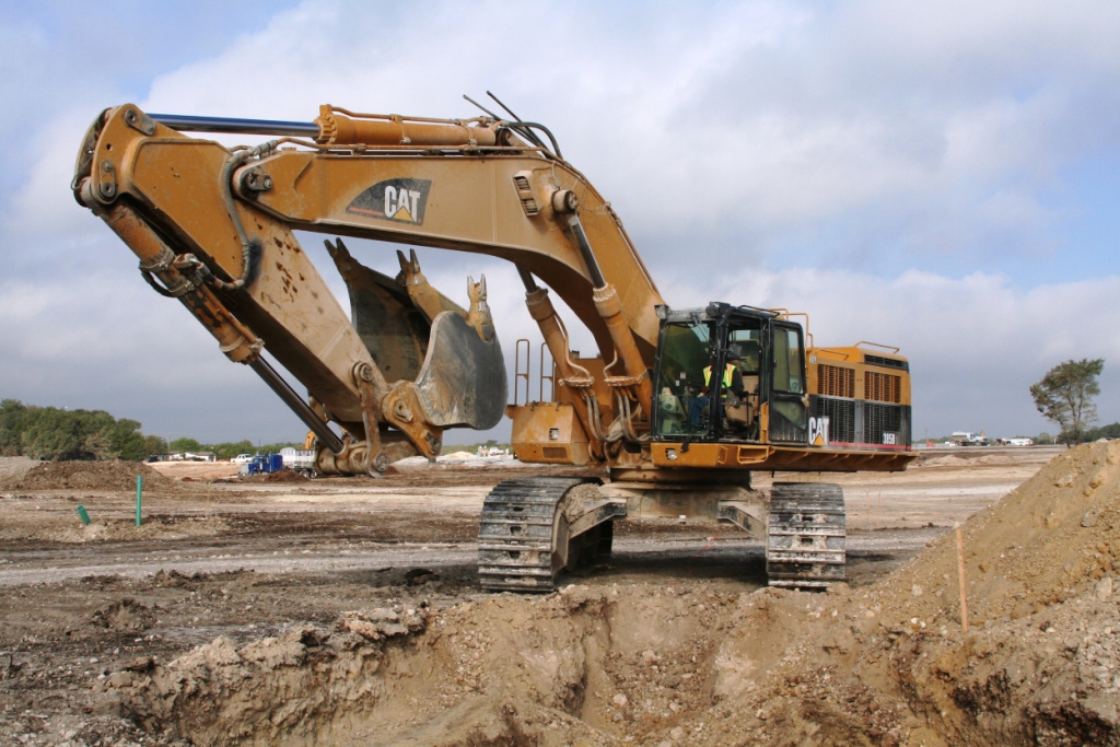 Hi-Cap Multi-Ripper Bucket Cat 385