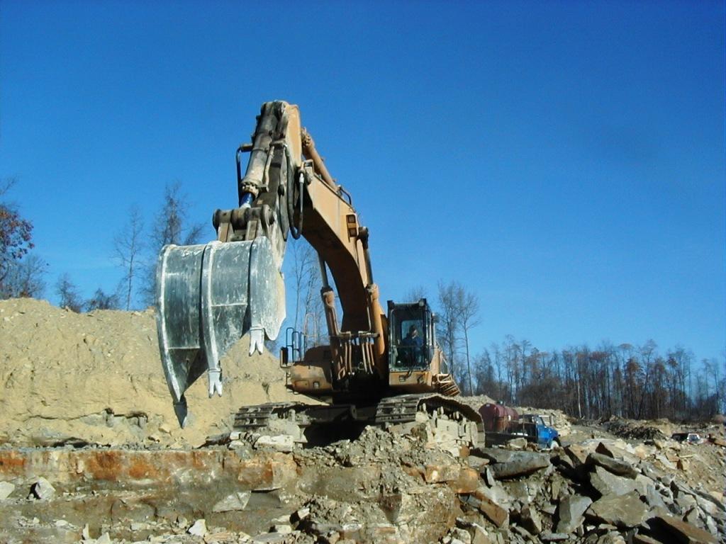 Multi-Ripper Bucket Operation